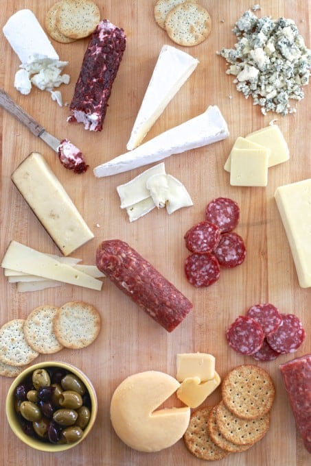 Tips on a great cheese board and wine pairing. @ALDIUSA #InTheALDIKitchen