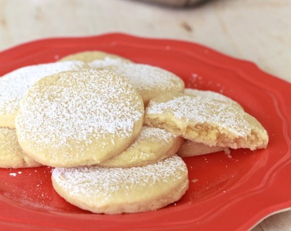 Almond Pillow Cookies | TheNoshery.com