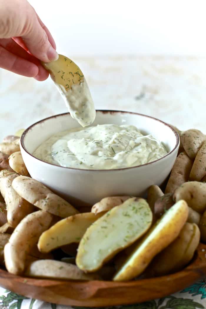 Fingerling Potatoes with Lemon Dill Aioli - A great appetizer or snack - TheNoshery.com