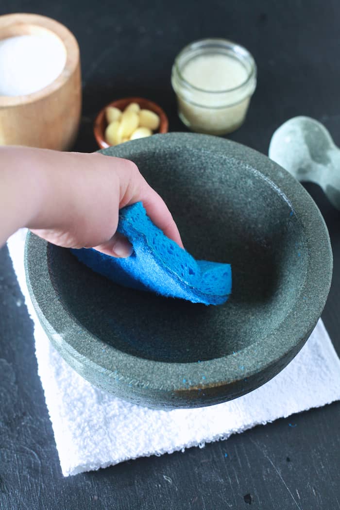 How to season a grant mortar and pestle & guacamole - TheNoshery.com