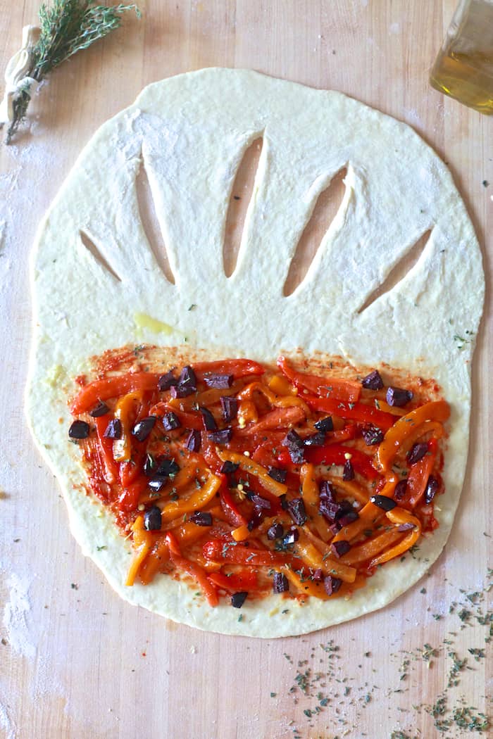 Roasted Red Pepper & Olive Fougasse - TheNoshery.com