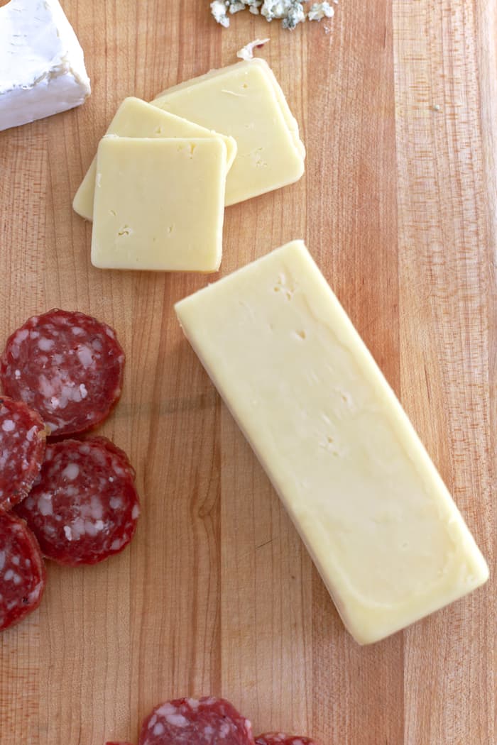 Tips on a great cheese board and wine pairing. @ALDIUSA #InTheALDIKitchen