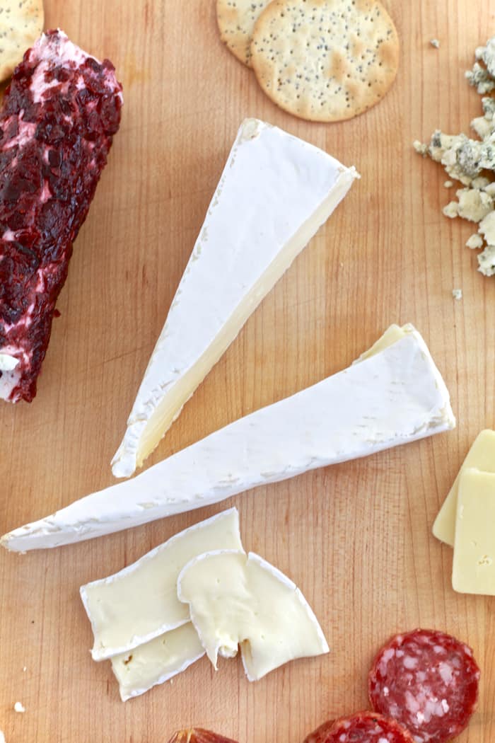 Tips on a great cheese board and wine pairing. @ALDIUSA #InTheALDIKitchen