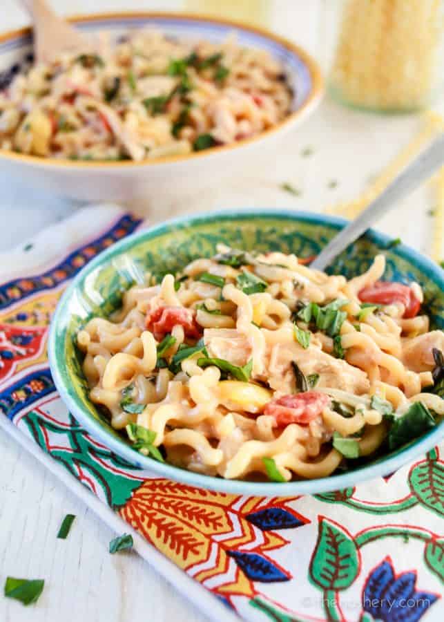 Easy Dinner - Creamy Chicken Artichoke One Pot Pasta | The Noshery