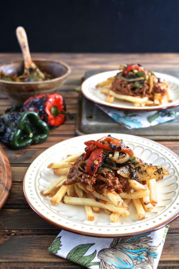 Slow-Cooker Southwestern Lomo Saltado | #FarmtoFlavor #Recipe @AlexiaFoods | TheNoshery.com - @TheNoshery #ad