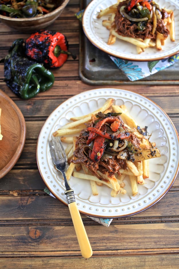 Slow-Cooker Southwestern Lomo Saltado | #FarmtoFlavor #Recipe @AlexiaFoods | TheNoshery.com - @TheNoshery #ad