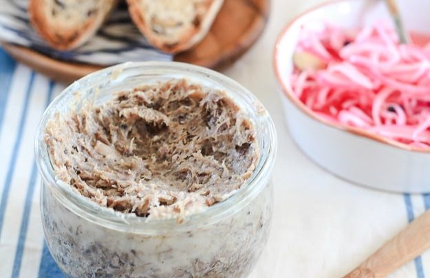 Pork Rillette | A easy to make pork pate. | TheNoshery.com - @TheNoshery