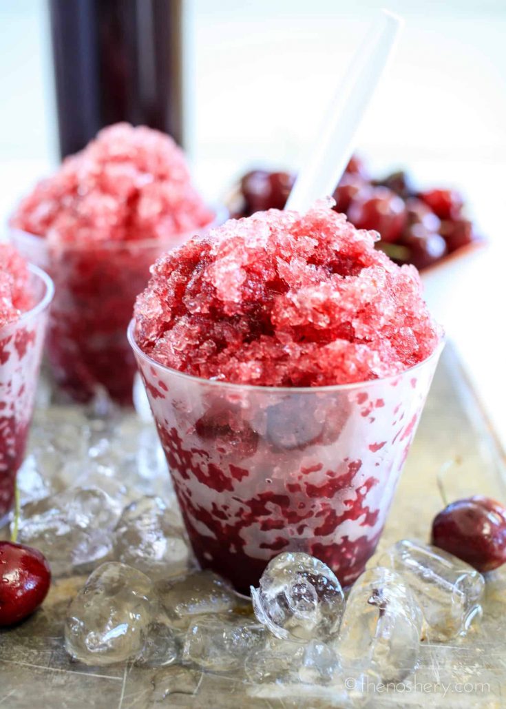 Piragua de Cherry y Vainilla (Cherry Vanilla Shaved Ice)