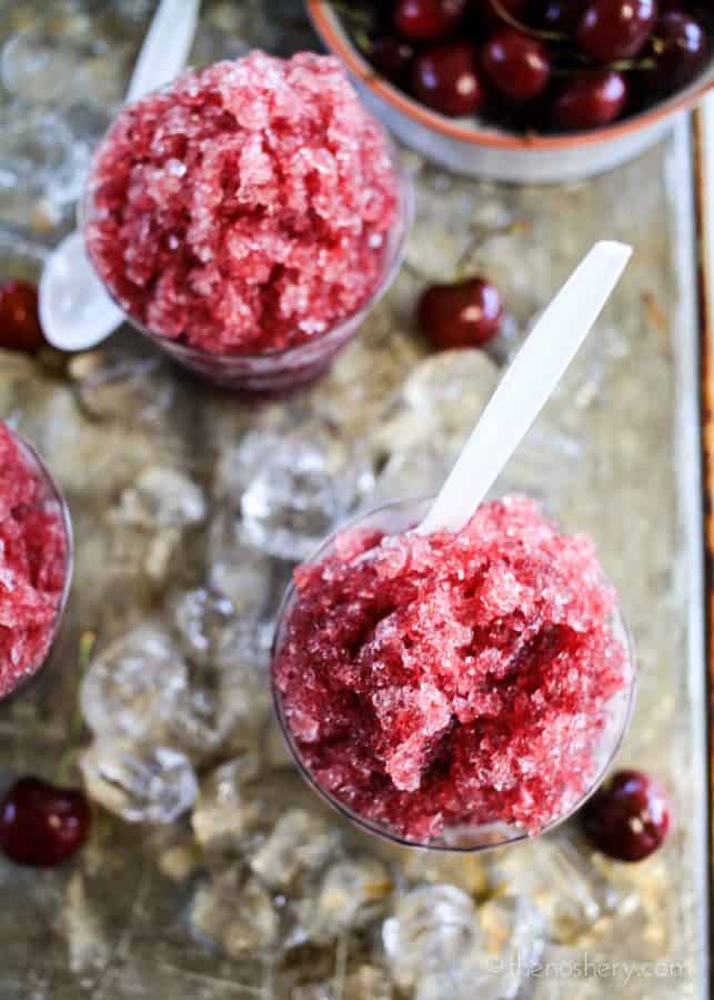 Piragua de Cherry y Vainilla (Cherry Vanilla Shaved Ice) | The Noshery