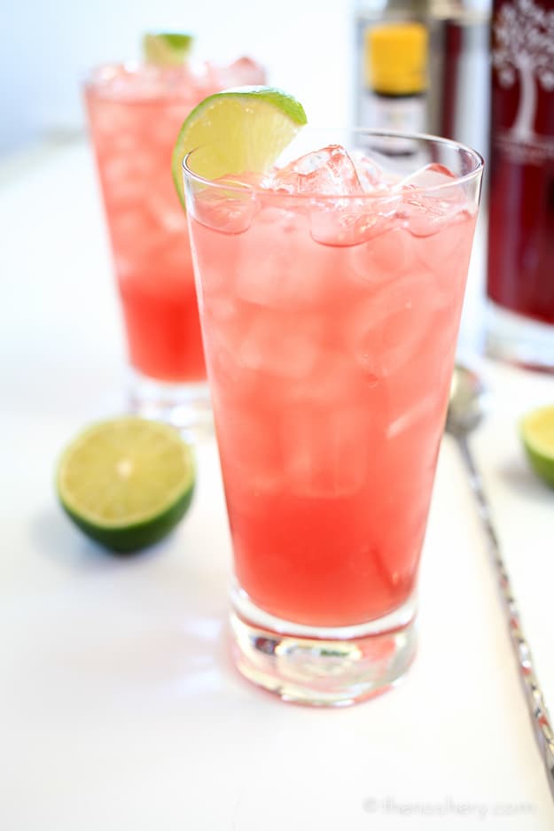 Pink & Stormy | A play on the traditional Dark & Stromy with some PAMA Liqueur | TheNoshery.com - @TheNoshery | #sponsored #PAMACelebrateSummer 