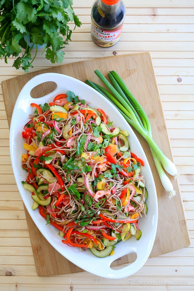 Cold Soba Noodle Salad with Teriyaki Dressing | TheNoshery.com - @TheNoshery #KikkomanSaborLBC