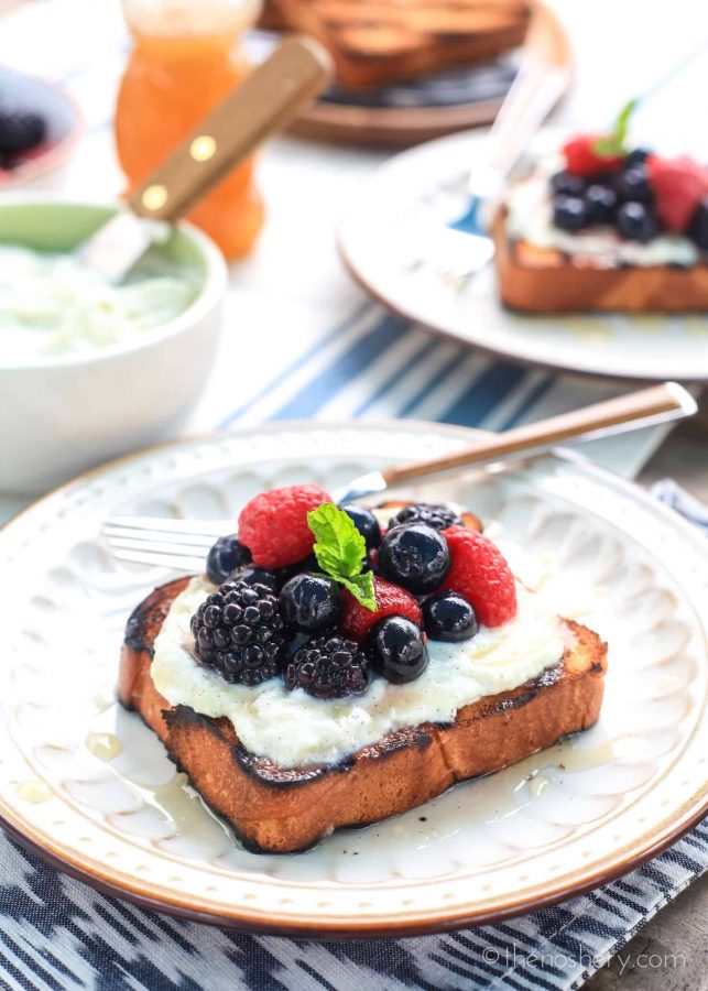 Grilled Brioche with Mixed Berry and Vanilla Ricotta Cheese Dessert | The Noshery