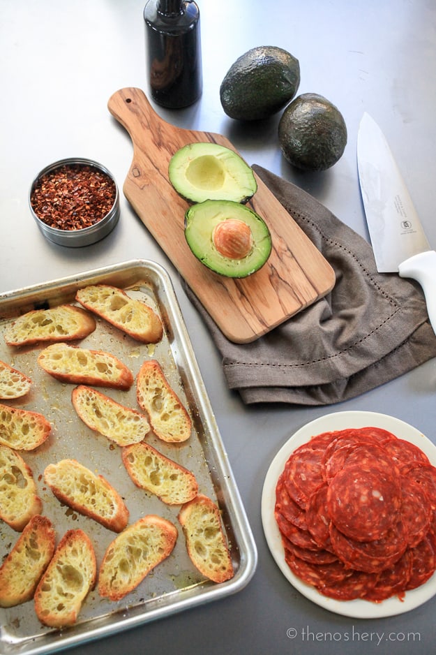 Avocado and Chorizo Toasts with Balsamic Glaze | The Noshery