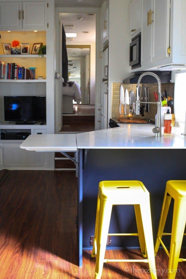 Tiny House Living: Camper Remodel |TheNoshery.com #dreamsmallproject