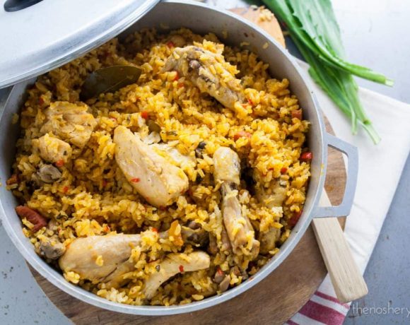 Arroz con Pollo (Chicken and Rice) - TheNoshery.com