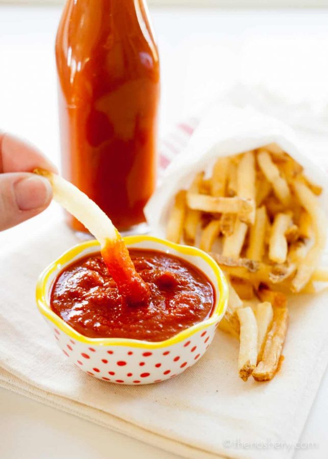 How to Make Homemade Ketchup | TheNoshery.com