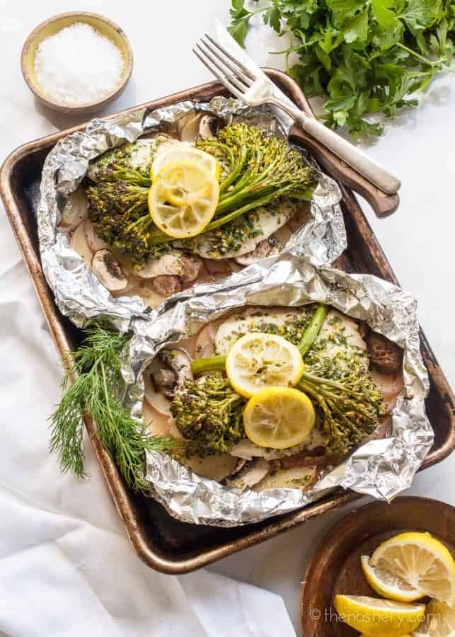 Herbed Tilapia and Vegetable Foil Packets | The Noshery