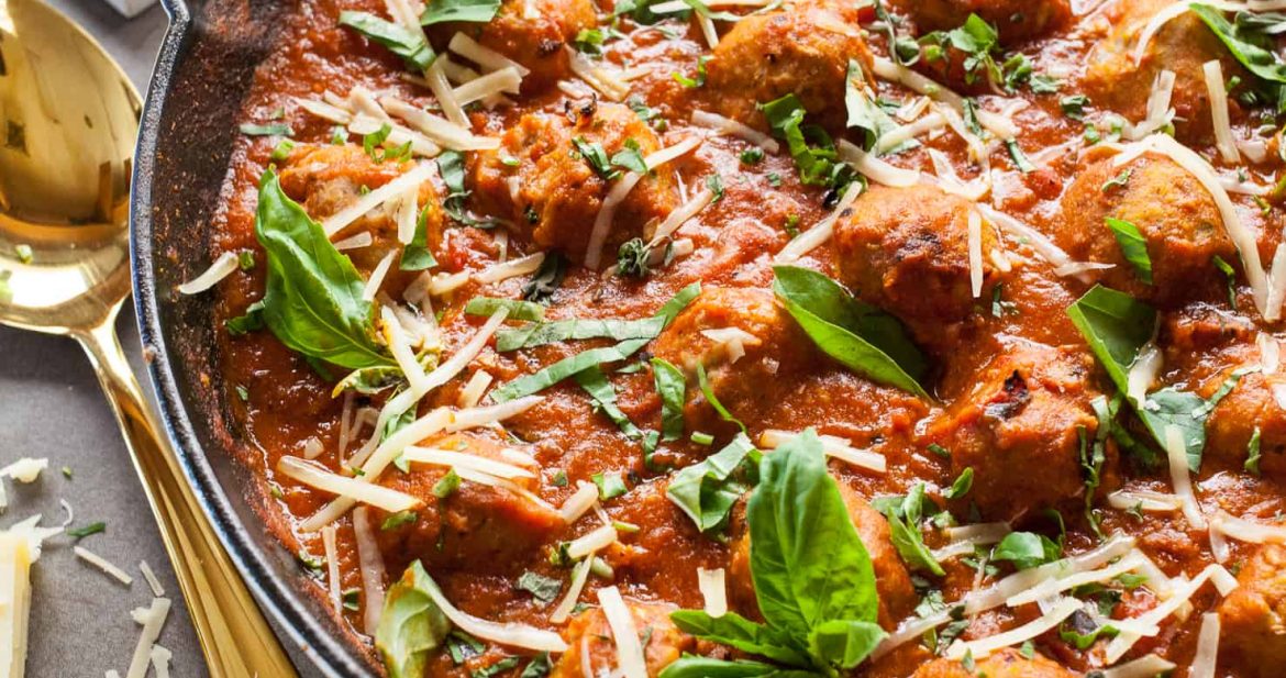 Healthy Italian Turkey Meatballs | The Noshery
