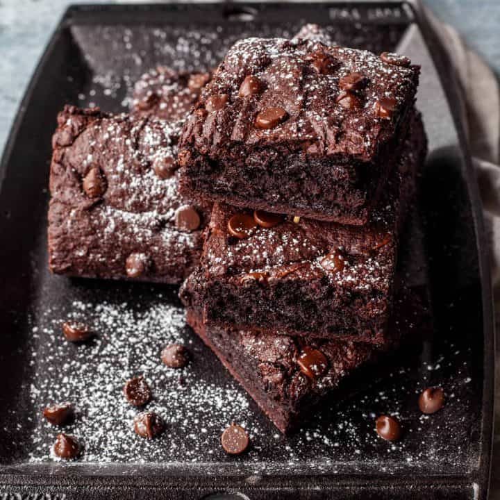 Fudgy Brownie Cake Recipe