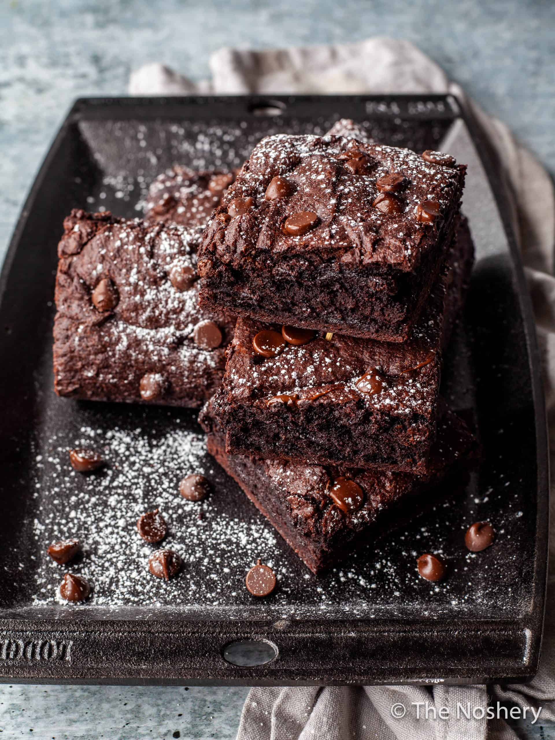 The Wilton Brownie Bar Pan Makes Perfectly Crispy-Edged Brownies