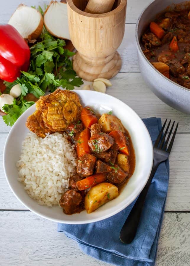 Puerto Rican Stewed Beef Tongue (Lengua de Res Guisada) | The Noshery