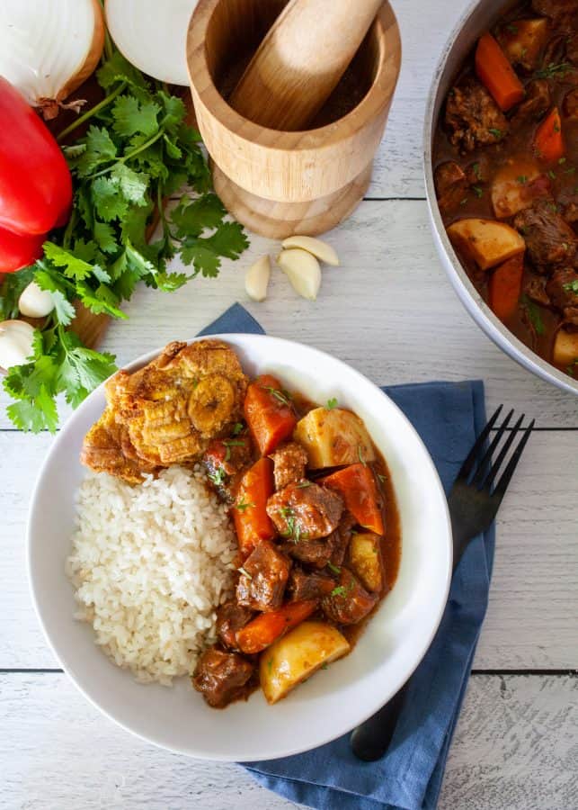 Puerto Rican Stewed Beef Tongue (Lengua de Res Guisada) | The Noshery