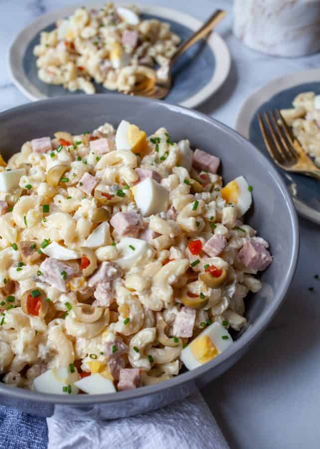 Ensalada de Coditos (Puerto Rican Macaroni Salad)